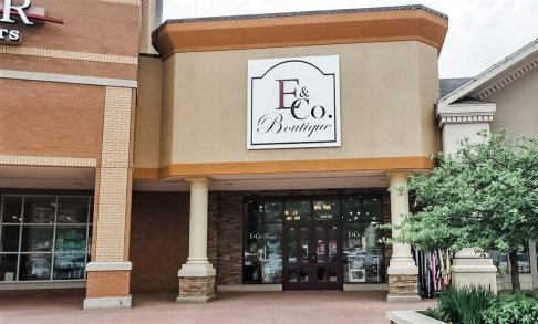 E and Co Boutique Marketplace Sidewalk Sale